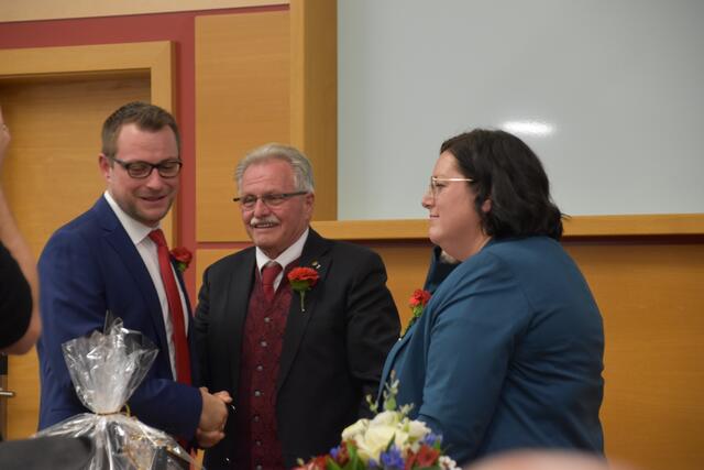 Dank für den Vizebürgermeister a.D. Franz Gartner. | Foto: Preineder
