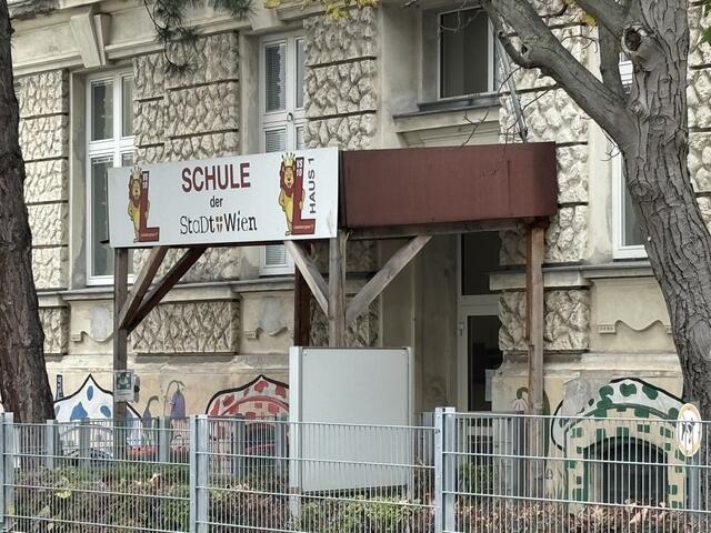 Die Löwenschule in der Laimäckergasse 17 wird erweitert. | Foto: Karl Pufler/MeinBezirk