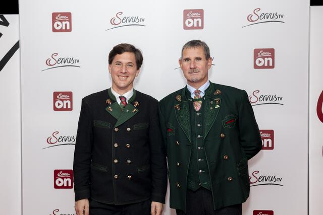 Die Bürgermeister Franz Steinegger (Grundlsee) und Gerald Loitzl (Altaussee) bei der Vorpremiere | Foto: ServusTV/Johannes Jank