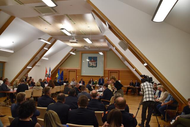 Gemeinderatssitzung mit Bürgermeisterinwahl | Foto: Preineder