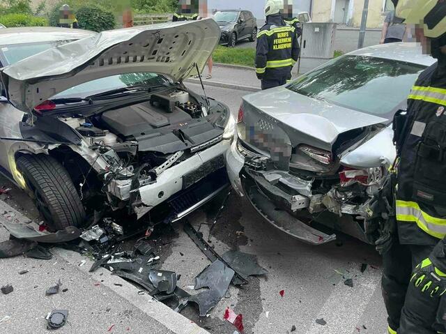 Resultat von erhöhter Geschwindigkeit im Verkehr. (Symbolfoto) | Foto: Berufsfeuerwehr Klagenfurt am Wörthersee