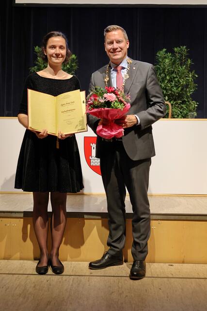 Agnes Anna Thot mit Christoph Kaufmann. | Foto: Stadtgemeinde Klosterneuburg/Lutz