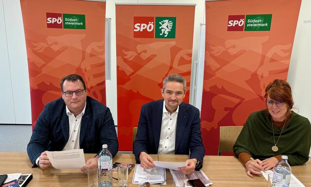 Der südoststeirische Spitzenkandidat Martin Weber (M.) sowie Marcus Gordisch und Maria Hauer wollen LH-Stv. Anton Lang auf Platz eins sehen. | Foto: MeinBezirk
