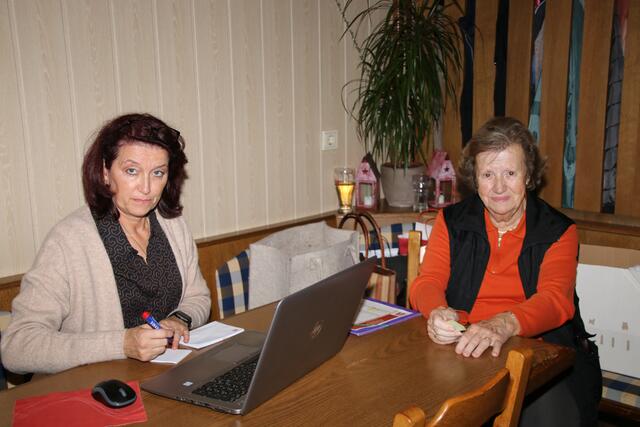 Vizebürgermeisterin Monika Graf und Hilde Weiß 