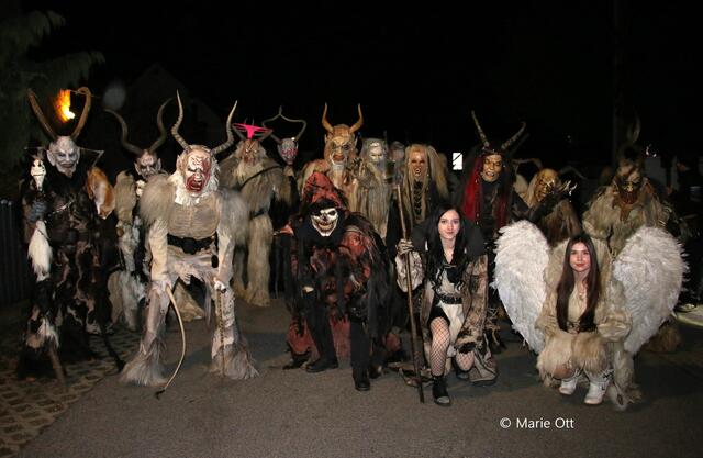 Perchtenlauf, ABADDON-PASS HAUSMANNSTÄTTEN