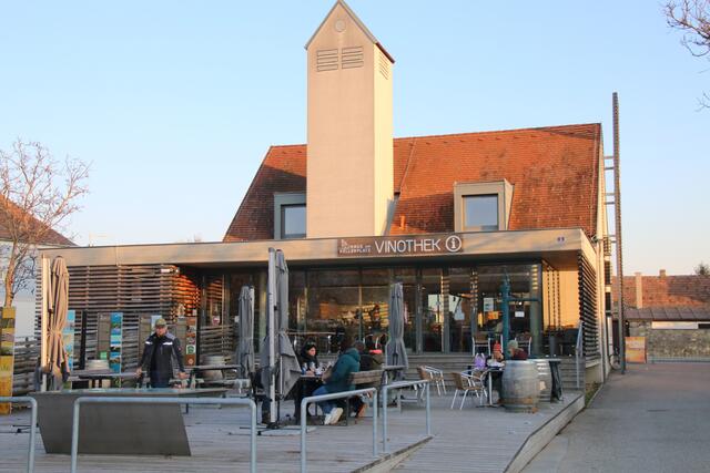 15 Weinbetriebe öffneten beim Purbacher Martiniloben ihre Türen. | Foto: Eduard Wimmer