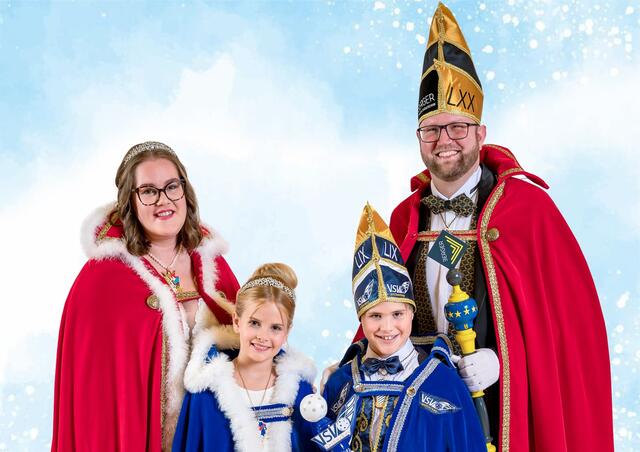 Das Prinzenpaar und das Kinderprinzenpaar, die den heurigen Fasching regieren werden. | Foto: Villacher Fasching/Knaus
