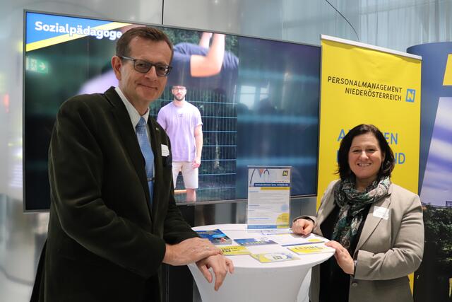 Zu den Ausstellerinnen und Ausstellern gehörten Harald Speil und Monika Zuser.