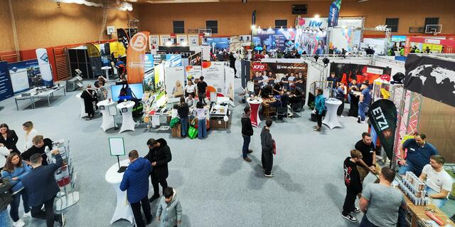 Berufsinformationsmesse „Eini ins Leb’n“:  | Foto: Apotheke aus Molln