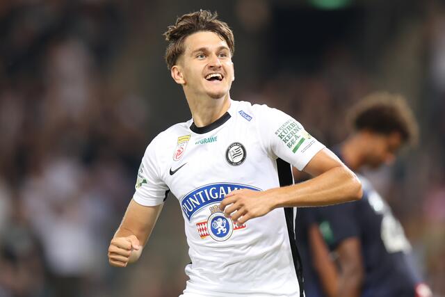 Die starke Offensivbesetzung ist Leon Grgics größtes Hindernis am Weg zum "Fixleiberl" beim SK Sturm. Indes netzt der 18-Jährige munter weiter. | Foto: GEPA