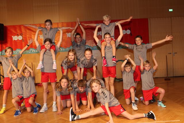 Die Kinder des Schiklubs Feldkirchen führten ihr Können eindrucksvoll vor.  | Foto: aufgeschnappt.at