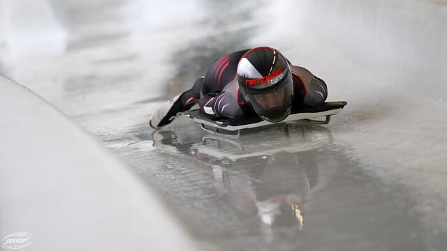 Janine Flock bei ihrem beeindruckenden Comeback beim Asien Cup in Pyeongchang, wo sie sich trotz Rückenproblemen für den zweiten Lauf der besten 25 qualifizierte. | Foto: ISBF