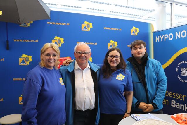 Mit dabei der Messe: Barbara Hauser, Leo Gabloner, Jannette Tauber und Koreay Schober. 