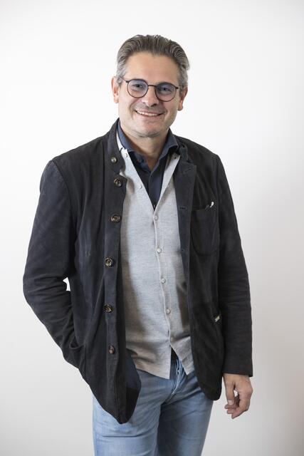 Architekt Thomas Jedinger ist vom Konzept der Schwerpunktkrankenhäuser überzeugt. | Foto: Salon Deluxe