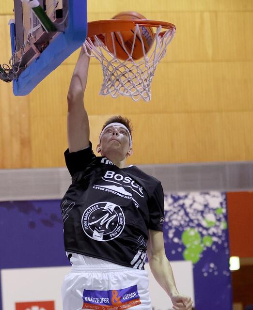 Zalan Vincze ist gebürtiger Ungar und hat zuletzt vier Jahre lang in Spanien Basketball gespielt. | Foto: Gepa
