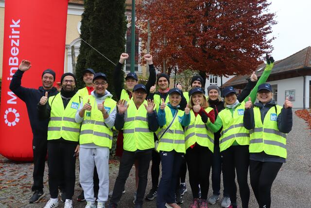 Bereits zum vierten Mal in Folge ging eine große Gruppe der Firma Leitz an den Start – das Unternehmen aus Riedau sponserte ihren Mitarbeiterinnen und Mitarbeitern das Startgeld, das als Spende für Familie Walch und ihre Tochter Cataleya geht.