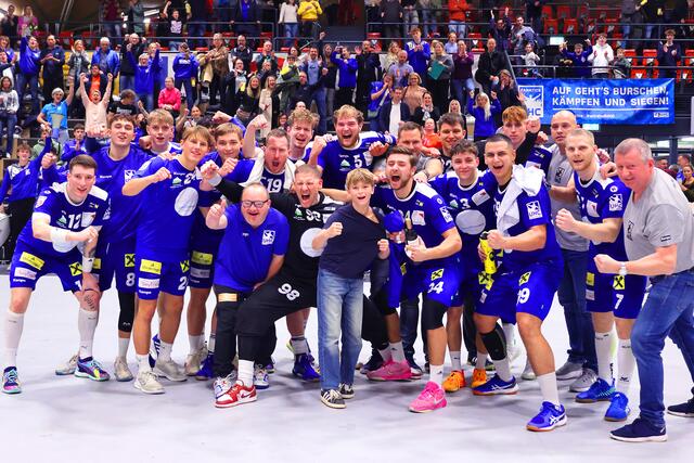 8 Spiele - 8 Siege - weiße Weste für die UHC Handball Herren. | Foto: UHC