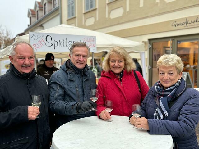 Gastronomiestände sorgten für allerlei kulinarische Köstlichkeiten aus der Region. | Foto: Lisa-Marie Zehetbauer