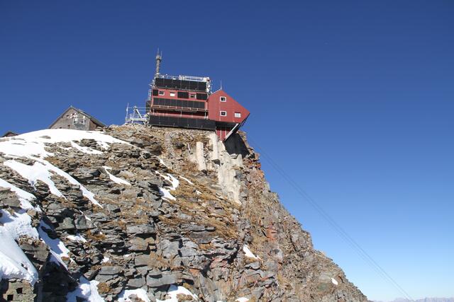 Gipfel des Rauriser Sonnblick mit dem Sonnblickobservatorium der GeoSphere Austria. | Foto: Land Salzburg/Melanie Hutter