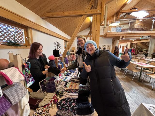 Beim kreativen Adventzauber in Samerstall in Niedernsill wurde perfekt auf die Adventszeit eingestimmt. | Foto: MeinBezirk