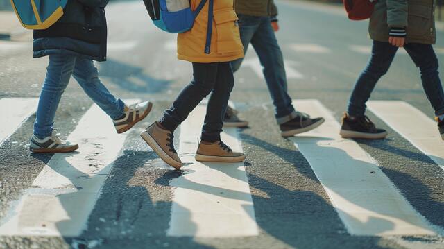Die Kinder wurden leicht verletzt. (Symbolfoto) | Foto: stock.adobe.com/at/LiezDesign