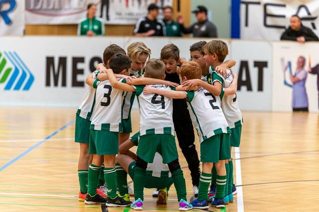Für die Nachwuchskicker ist der Future Cup eine Talentprobe vor großer Bühne. | Foto: SV Bögl Hohenzell