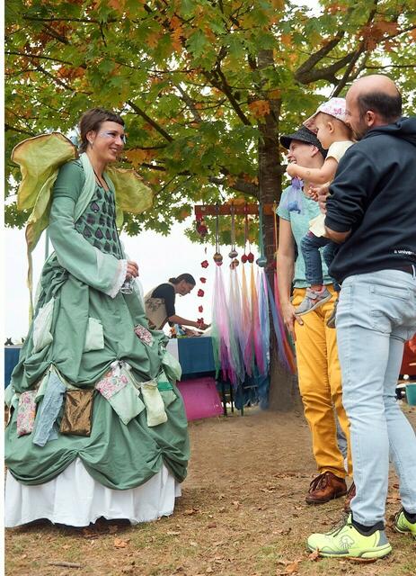 Eine Taschenfee besuchte die Waldorfschule in Walding. | Foto: Juliet Williams