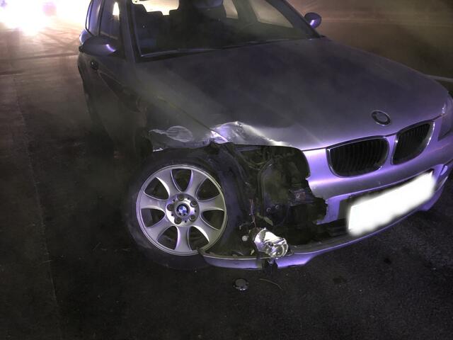 Beide Fahrzeuge wurden beim Unfall schwer beschädigt. | Foto: FF Steinberg