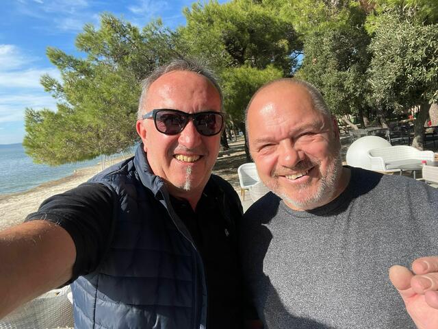 Alois Gerngross (li) und seine Mitarbeiter bereiteten die Reise perfekt vor | Foto: zVg