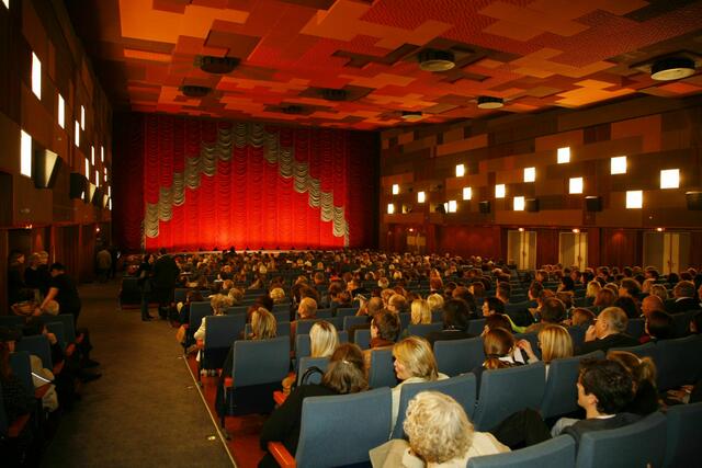 Regisseur Ulrich Grimm zeichnet das Leben der Vorarlberger Legende, Anton Kuttner, nach. Sein Film feiert am 13. November Premiere im Gartenbaukino. | Foto: Gartenbaukino