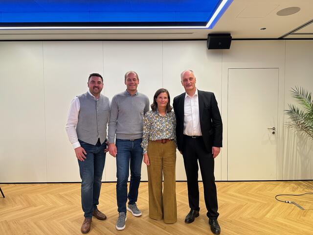 GF Clemens Konrad, Obmann Michael Walchhofer, Obfrau a.D. Ilse Einfalt, Bgm. Josef Steger | Foto: TVB Altenmarkt-Zauchensee / Sieberer