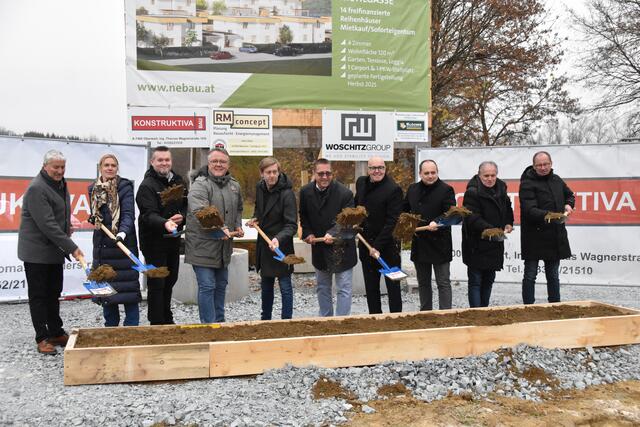 Der Spatenstich für das neue Reihenhausprojekt in der Mühlgasse Oberwart ist erfolgt. | Foto: Michael Strini