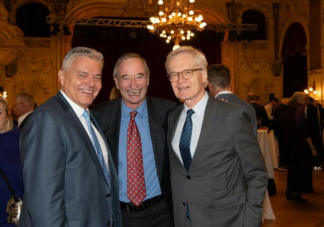 Leo Jindrak, Christoph Leitl und Clemens Malina-Altzinger (v.li.). | Foto: cityfoto.at