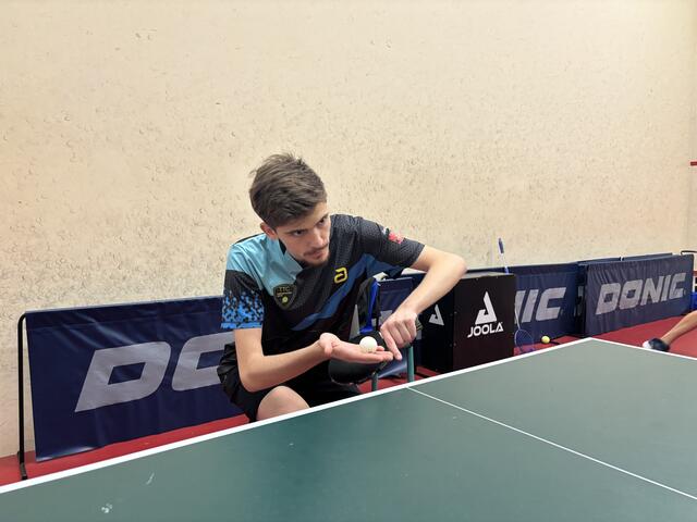 Volle Konzentration beim Service – im zweiten Vereinsjahr jubelten die Dornacher über ihren ersten Meistertitel.