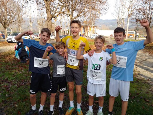 Die Crosscountry-Meisterschaft wurde zum vollen Erfolg für die Läufer für das BG/BRG Weiz. | Foto: BG/BRG Weiz