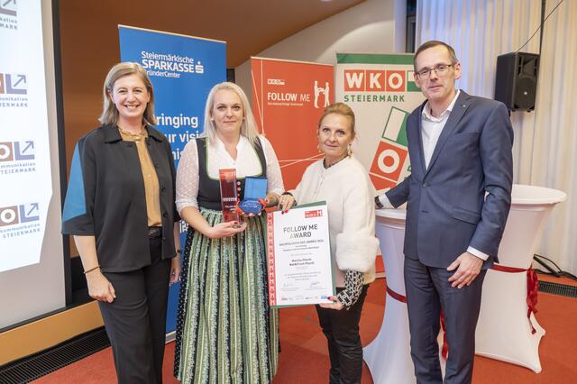 Siegerehrung mit Martina Pöschl (2. v. l.) durch LR Barbara Eibinger-Miedl, WKO-Vizepräsidentin Gabi Lechner und Oliver Kröpfl (Steiermärkische Sparkasse) | Foto: Binder