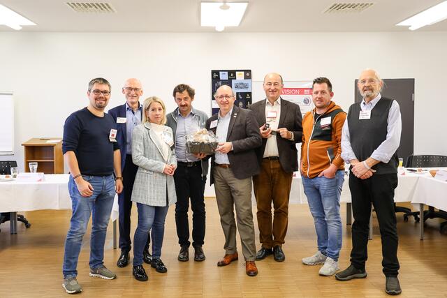 Franz Stummer, Gerhard Kriszt, Isbabel Kuttenberger, Josef Hauer, Christian Schrofler, Reinhard Keiblinger, Ernst Zierlinger und Walter Grohmann
| Foto: Veronika Beranek