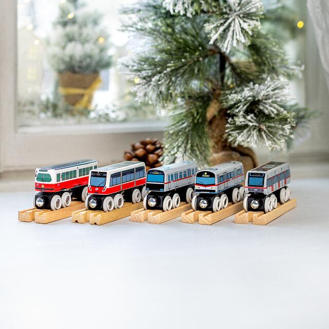 Im Wiener Linien-Fanshop dreht sich bereits alles um Weihnachten. | Foto: Wiener Linien/Simon Wöhrer