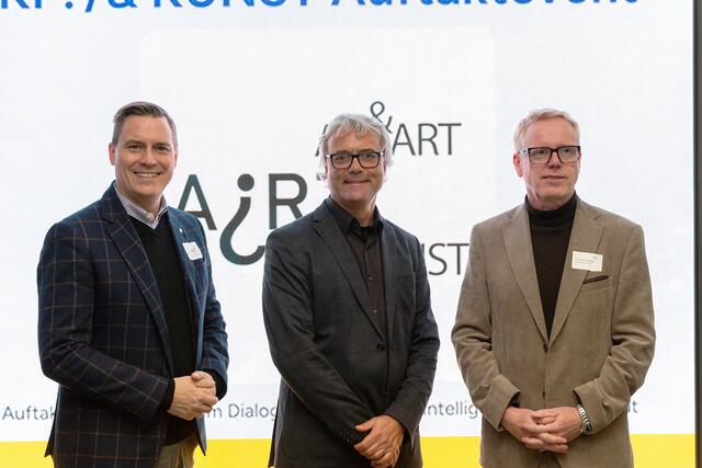 Christoph Kaufmann (Bürgermeister von Klosterneuburg), Hannes Raffaseder (Geschäftsführer der FH St. Pölten, Medienkünstler und Komponist), Christoph Jarisch (Projektmanager, ecoplus Digital GmbH) | Foto: Max Peternell