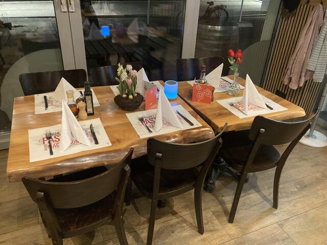 Gemütliche Atmosphäre im Al Capriccio. | Foto: Michael Ellenbogen