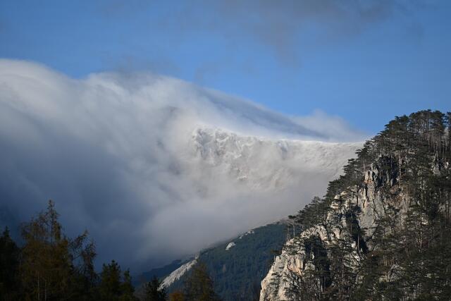 Schneeberg noch in Wolken gehüllt