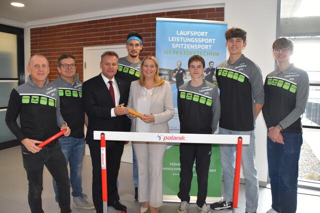 Seit Kurzem spielt auch der Leistungsport in Kombination mit Werkstofftechnik eine wichtige Rolle in der HTL Eisenstadt.  | Foto: Stefan Schneider