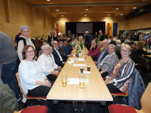 Die moderne Sport- und Kulturhalle bot das perfekte Ambiente für den Festakt!