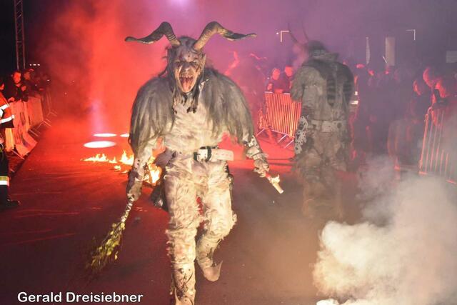 21. Gruppen kamen zum 1. Albersdorfer Krampuslauf  | Foto: Gerald Dreisiebner