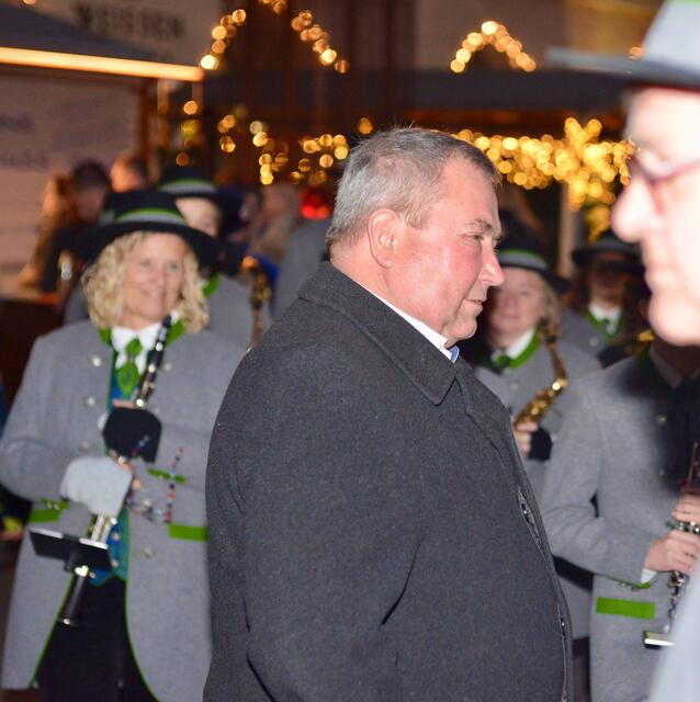 Das tat weh: Bernhard Karnthaler wurde beim Arbeiten im Stall von einer Wespe attackiert. | Foto: Sascha Trimmel