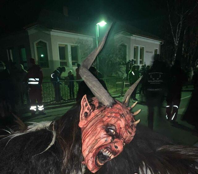 In Neuhaus am Klausenbach zogen erstmals Krampusse durch den Ort.  | Foto: USV Neuhaus am Klausenbach