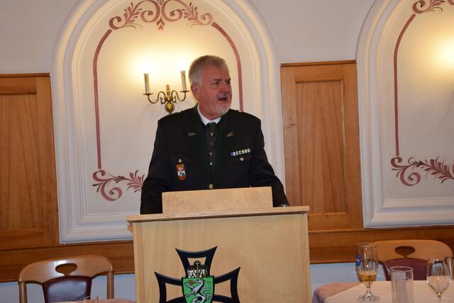 Schlussworte des neu gewählten Obmannes  | Foto: Josef Strohmeier