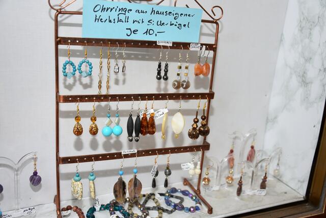 Antik-Kabinett Lukas Hohensinner, Grein, Stadtplatz 1.   | Foto: Robert Zinterhof