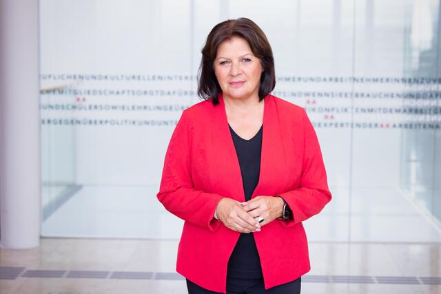 Renate Anderl ist Präsidentin der Arbeiterkammer. In der "Pressestunde" sprach sie sich unter anderem für eine 35-Stunden-Woche aus.   | Foto: Sebastian Philipp