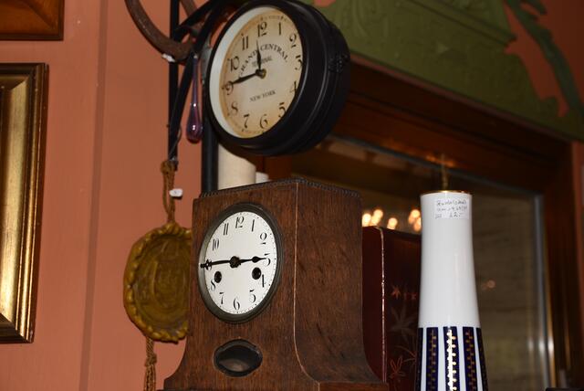 Antik-Kabinett Lukas Hohensinner, Grein, Stadtplatz 1.   | Foto: Robert Zinterhof